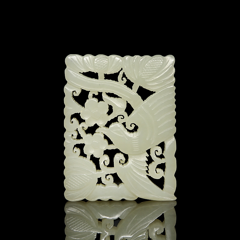 Carved jade plaque, ‘Bird and Flowers,’ Qing dynasty - 1