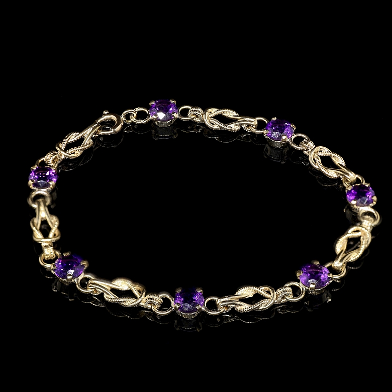 Pulsera de oro amarillo con amatistas