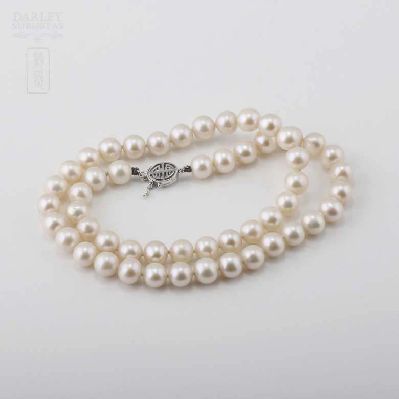 Collar de Perlas blancas  con cierre  de oro blanco - 3
