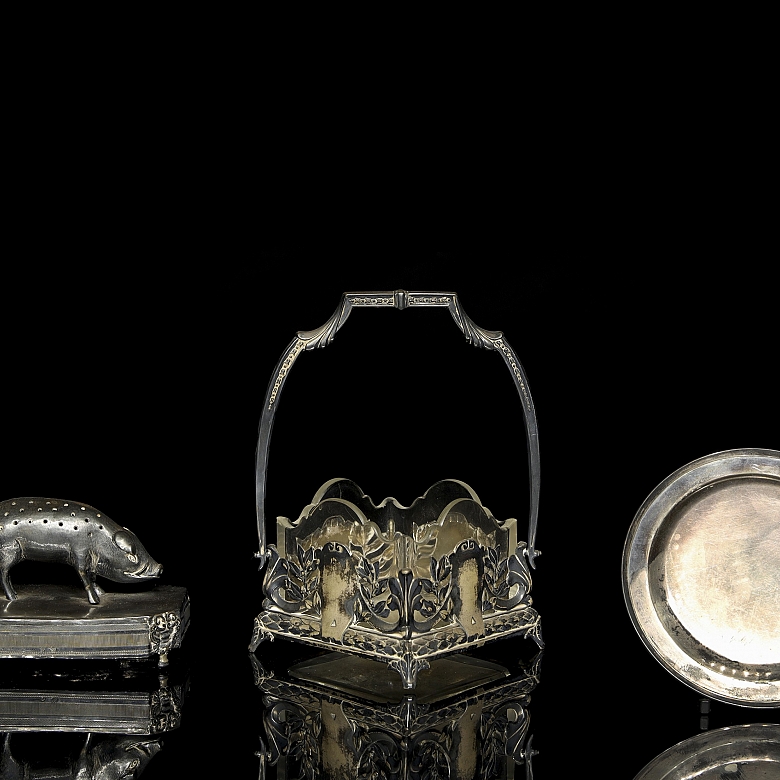 Set of three silver objects, 20th century