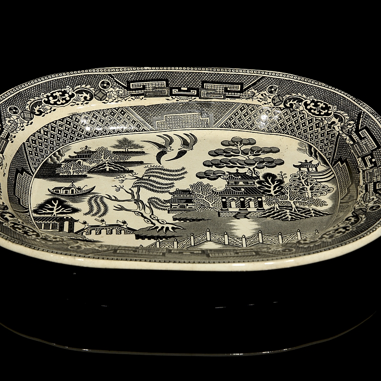 英国陶瓷托盘“改良石器”，19-20世纪