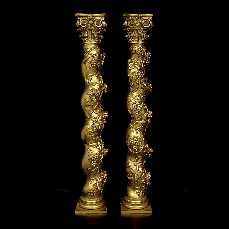 Pair of gilded wooden Solomonic columns, 20th century