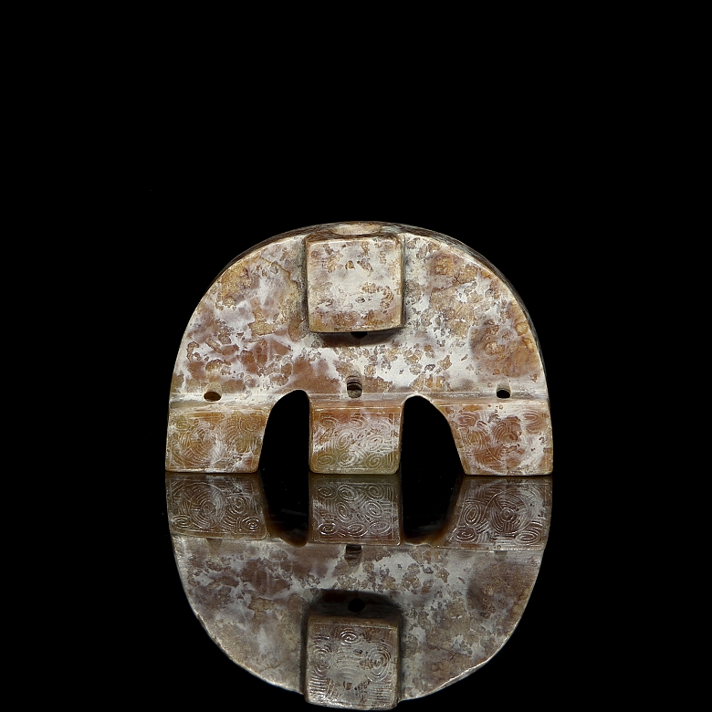 Colgante de jade tallado, cultura Liangzhu