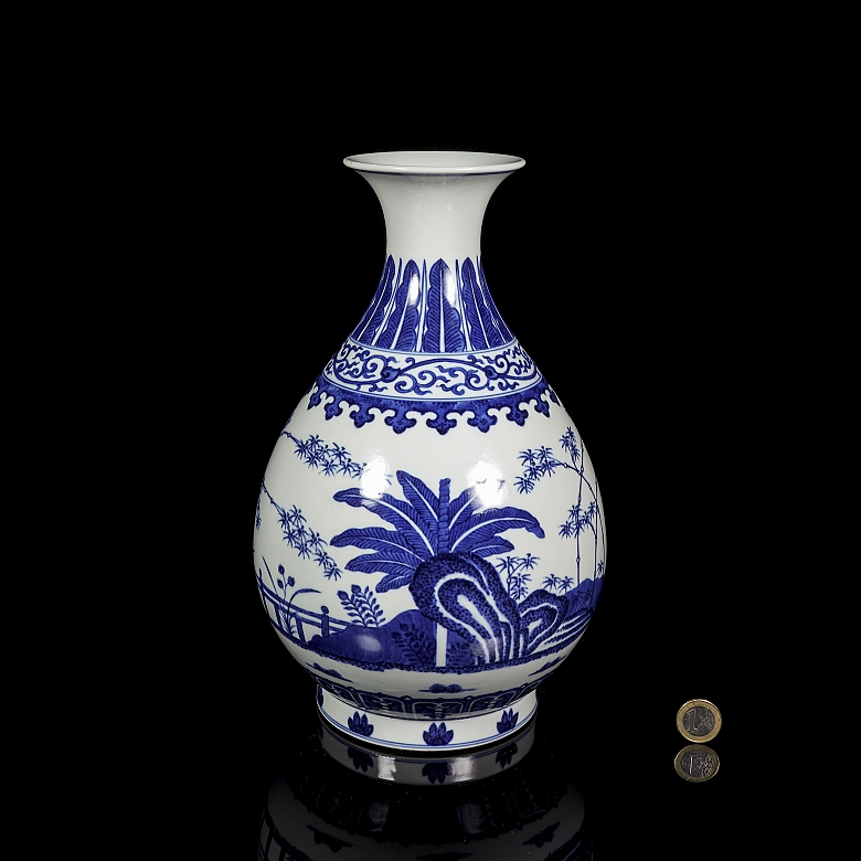 Jarrón Yuhuchun de porcelana en azul y blanco 