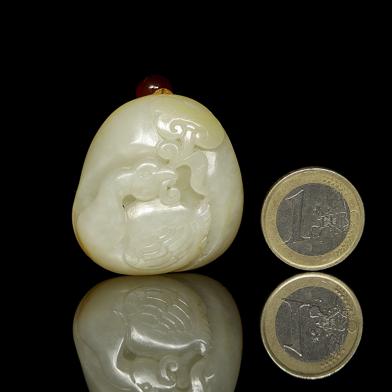 Jade pendant ‘Bird with lingzhi’, Qing dynasty - 6