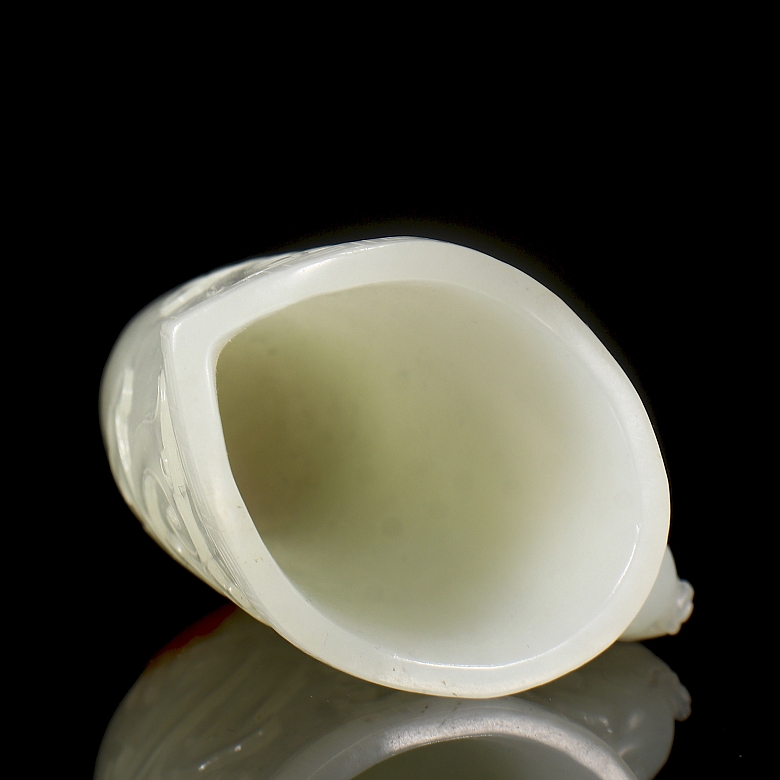 Hetian white jade libation cup ‘Beast’, Qing dynasty