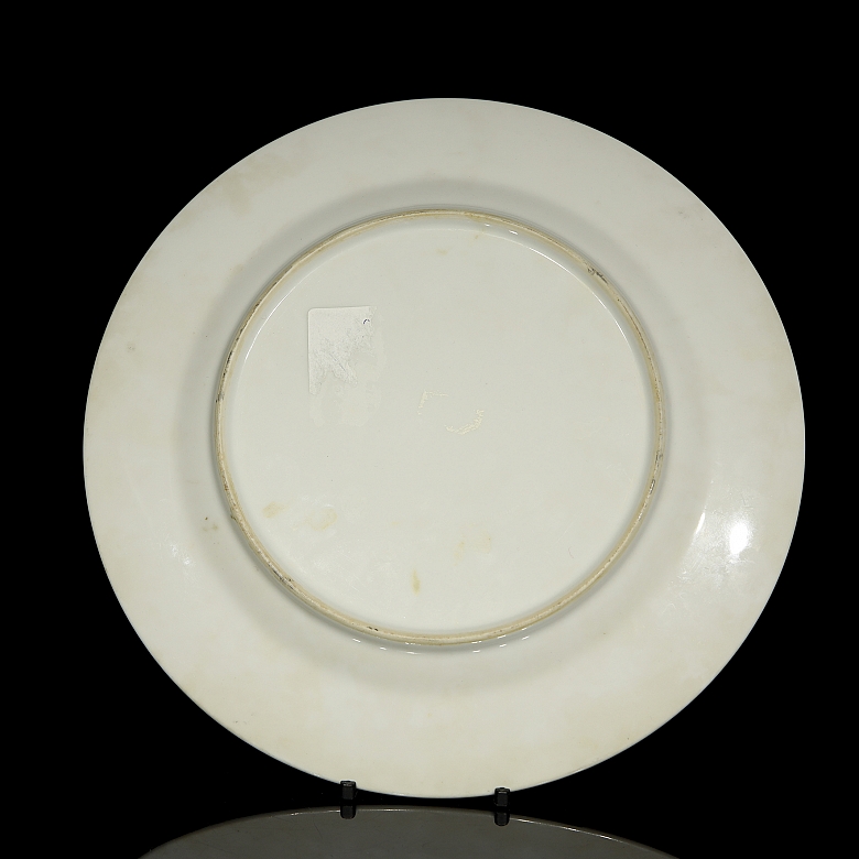 Plato de porcelana 