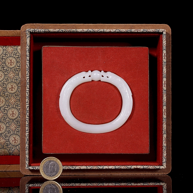 Brazalete de jade blanco 