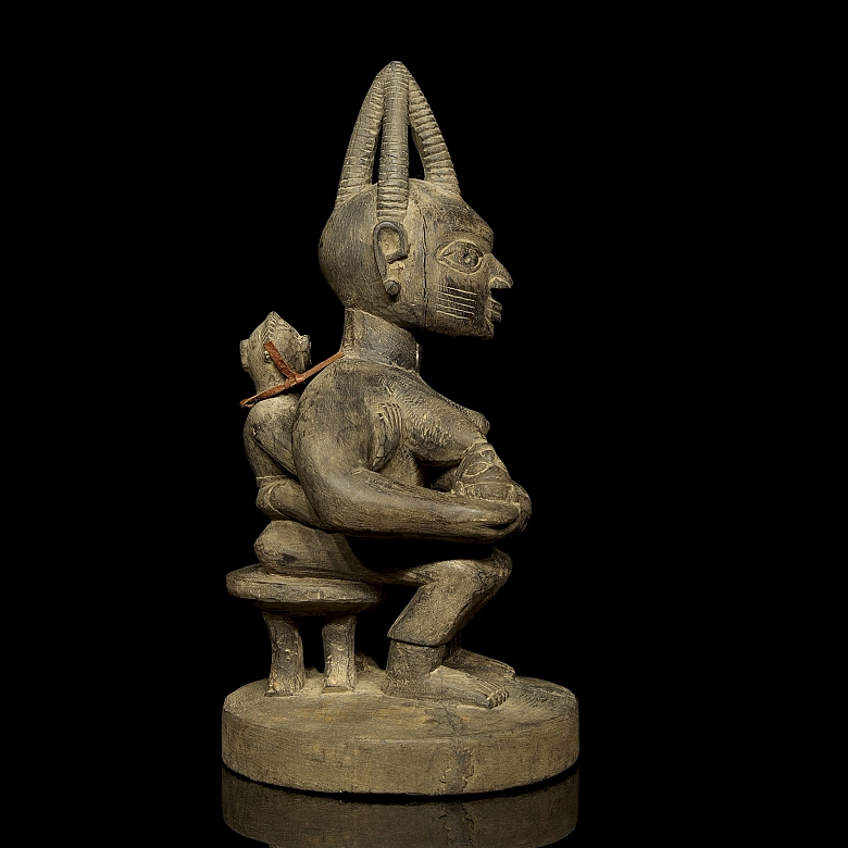 Yoruba Figure ‘Motherhood’, Nigeria, 20th century