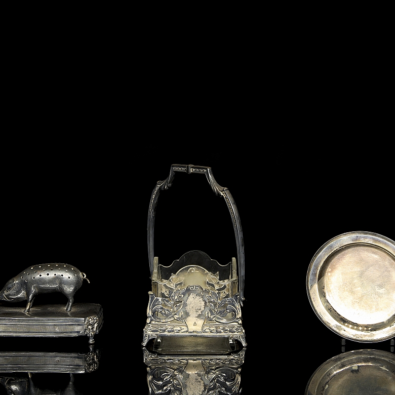 Set of three silver objects, 20th century