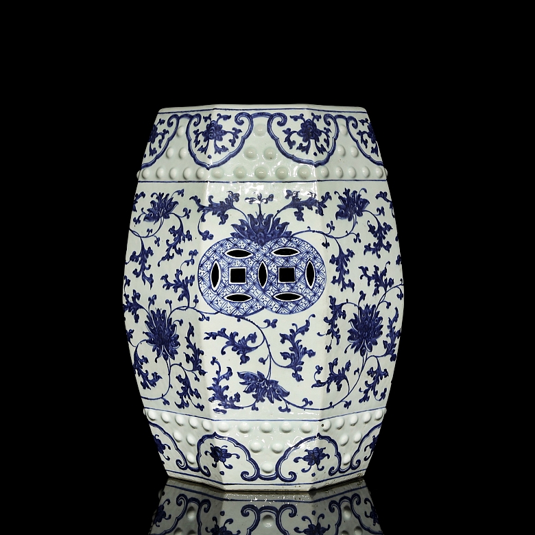 Asiento octogonal de ceramica