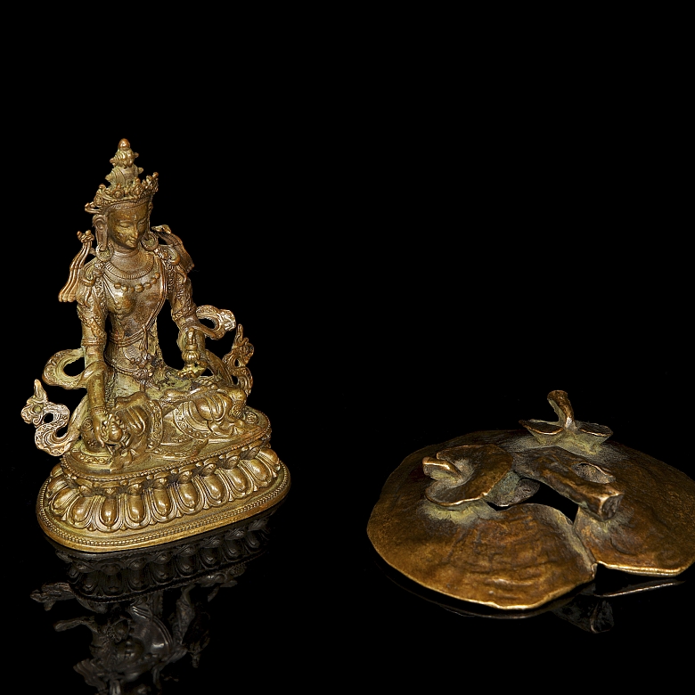 Pareja de figuras de bronce 