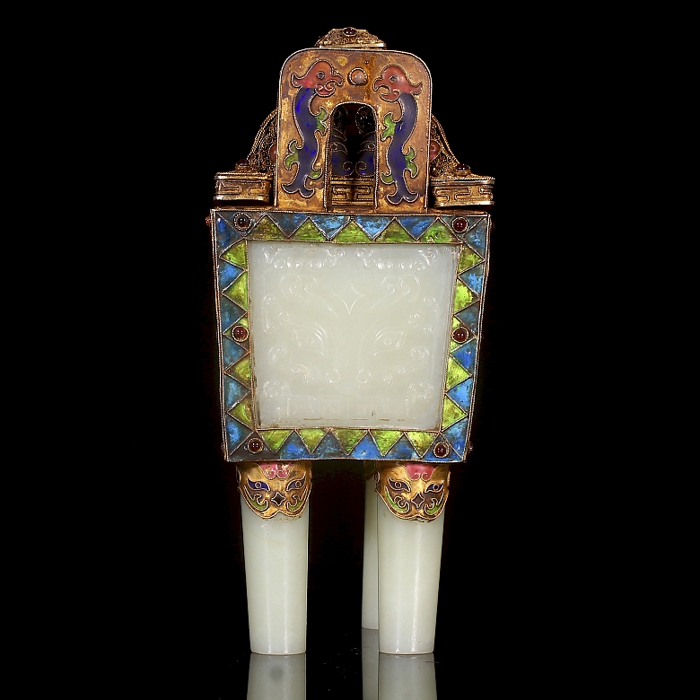 Incensario de jade blanco Hetian, plata y esmaltes, dinastía Qing