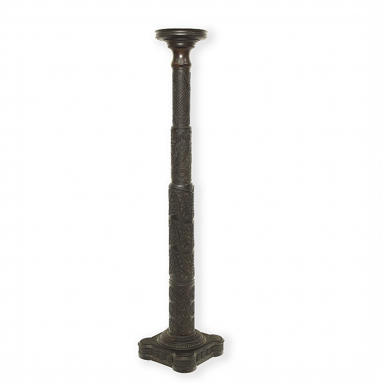 Carved wooden pedestal, 19th century - 2