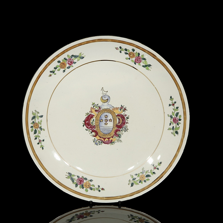 Plato de porcelana