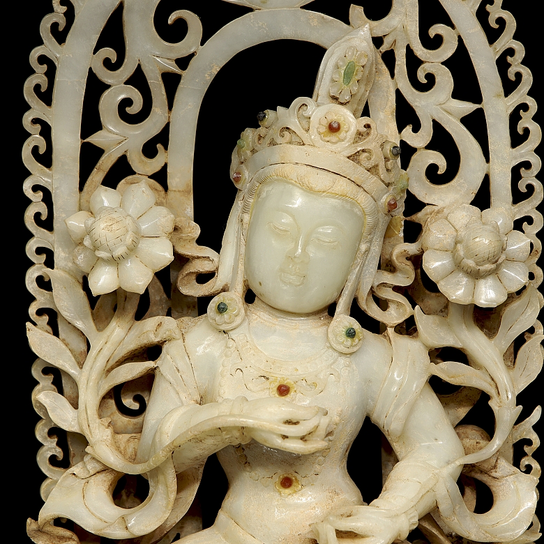 Figura de jade blanco “Buda Maitreya celestial”, dinastía Tang