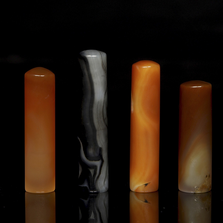 Set of tubular agates, 20th century
