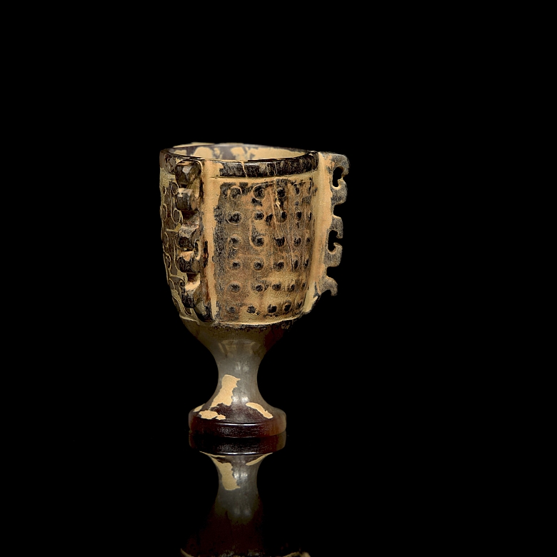 Copa de jade tallado, periodo Reinos Combatientes