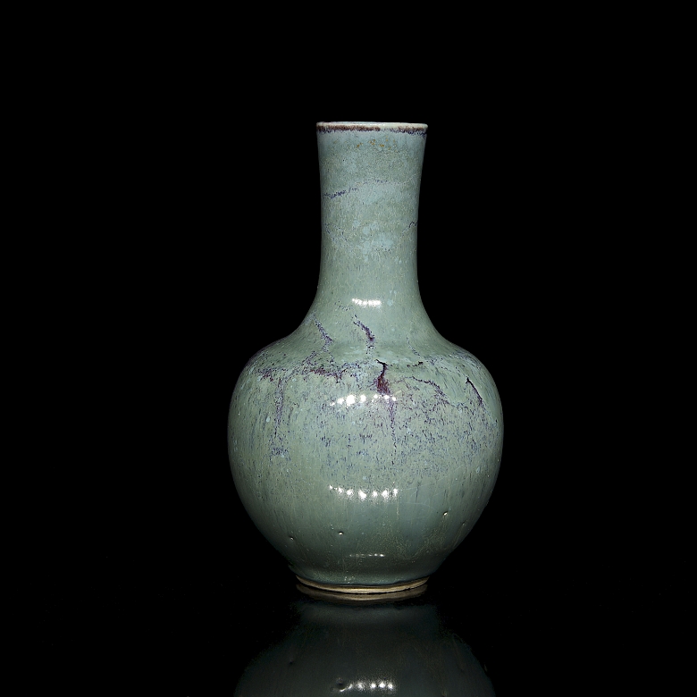 Porcelain vase with flambé glaze, 20th century - 1