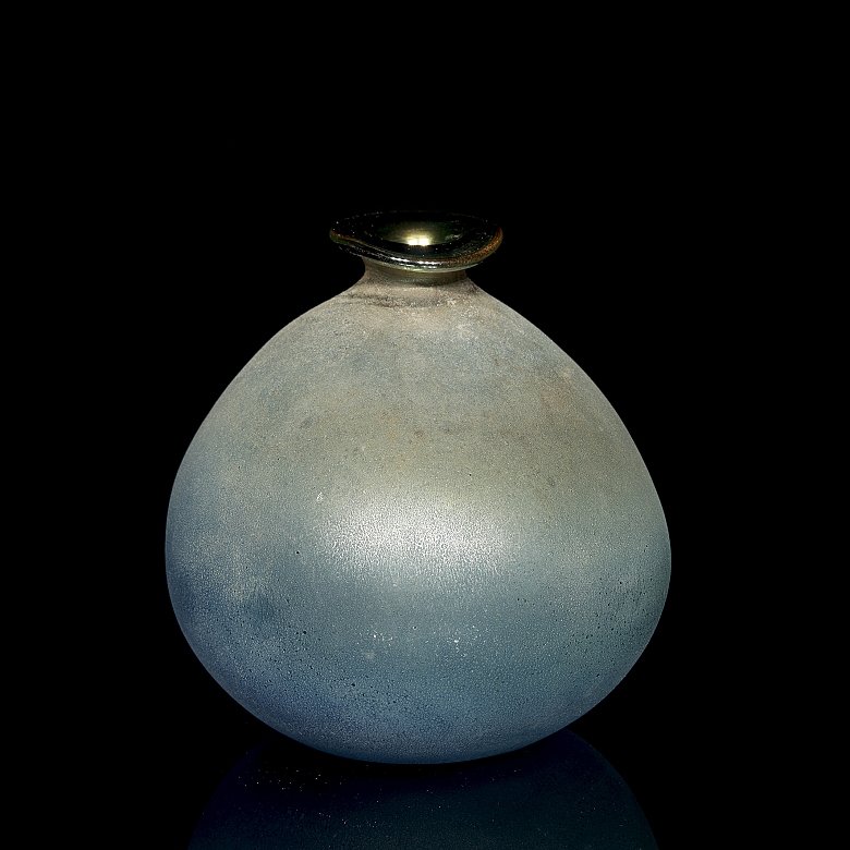 Jarrón globular de Liulí, dinastía Tang