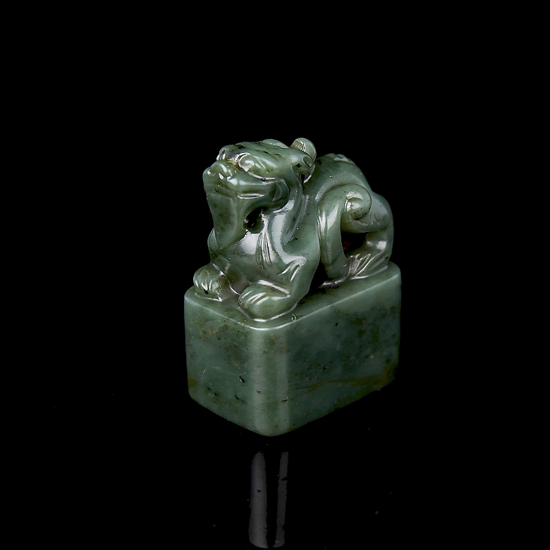 Green jade ‘Mythical Dragon’ seal, Qing dynasty