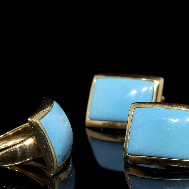 Juego de pendientes y anillo en oro amarillo 18K y turquesas