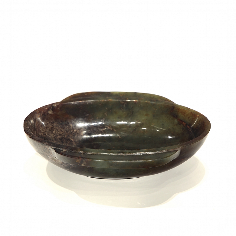 Recipiente de jade verde, dinastía Han