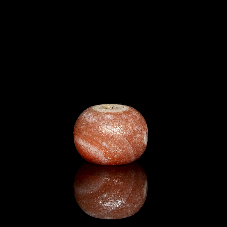 Ancient two-coloured agate bead - 2