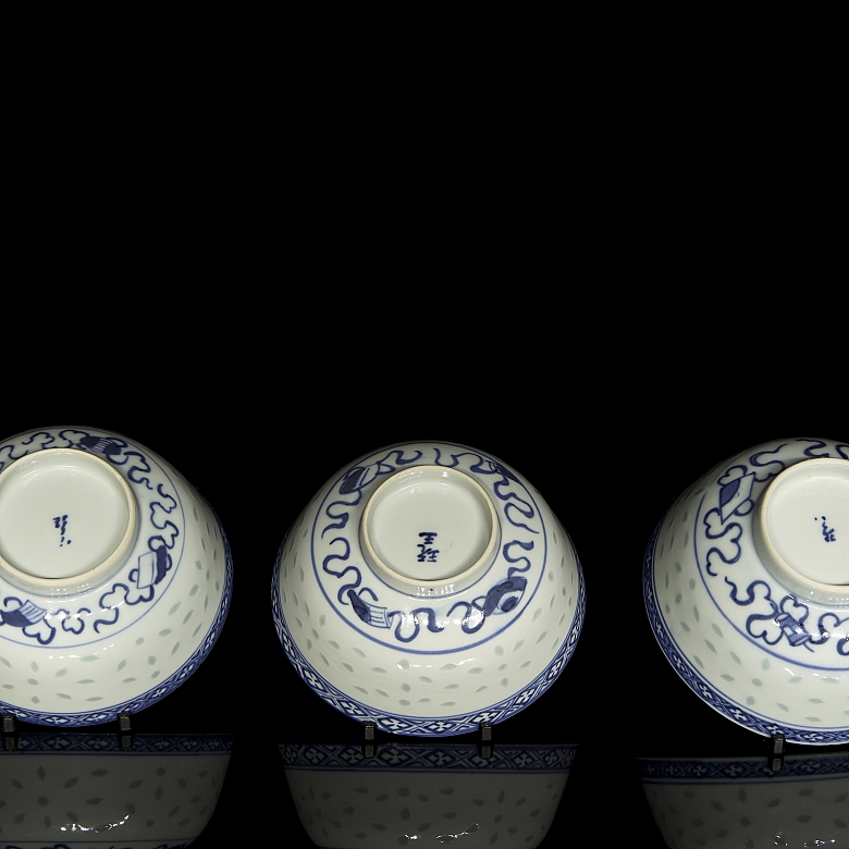 Juego de seis cuencos de porcelana 