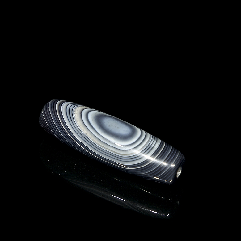 Grey agate ‘Dzi’ bead, Liao dynasty - 3