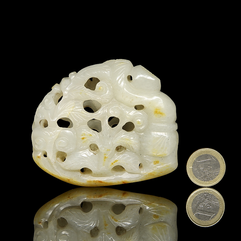 White jade carving, ‘Figure with Flower Pot,’ Qing dynasty - 6