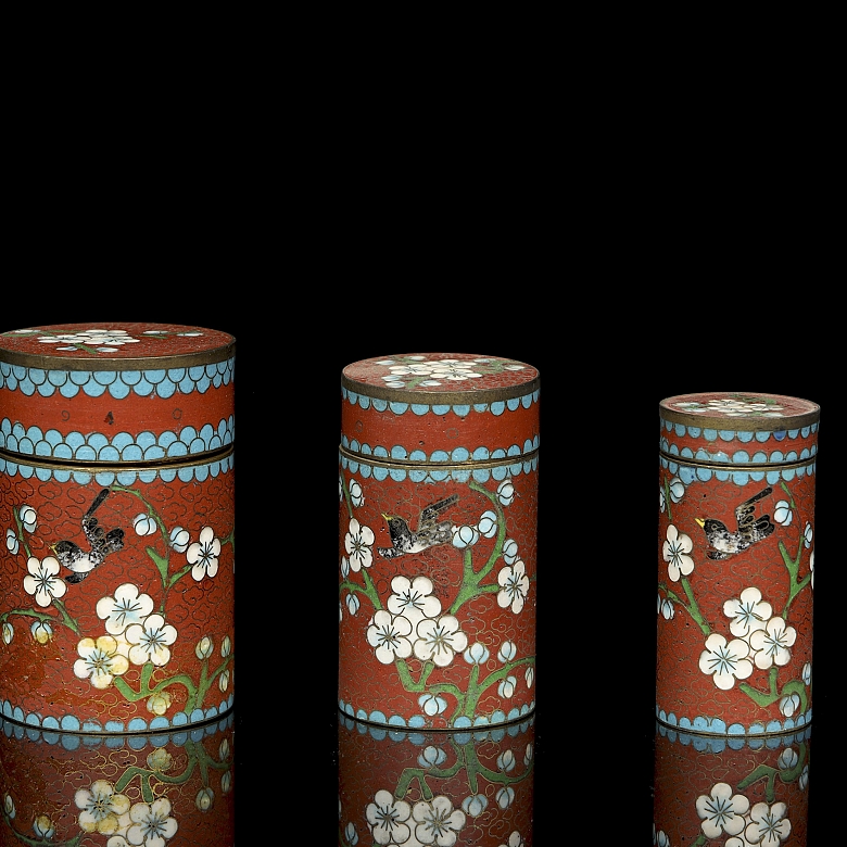 Tres recipientes de cloisonné, s.XX